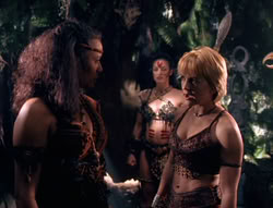 extant_XenaWarriorPrincess_6x01-ComingHome_00830