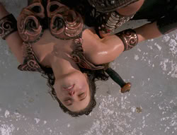 extant_XenaWarriorPrincess_6x01-ComingHome_03398