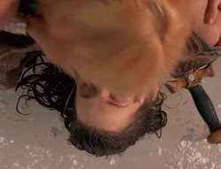extant_XenaWarriorPrincess_6x01-ComingHome_03468