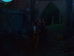 extant_XenaWarriorPrincess_6x02-TheHauntingOfAmphipolis_00088