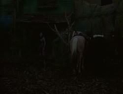 extant_XenaWarriorPrincess_6x02-TheHauntingOfAmphipolis_00105