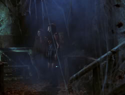 extant_XenaWarriorPrincess_6x02-TheHauntingOfAmphipolis_00132