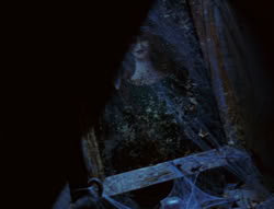 extant_XenaWarriorPrincess_6x02-TheHauntingOfAmphipolis_00141