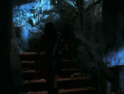 extant_XenaWarriorPrincess_6x02-TheHauntingOfAmphipolis_00166