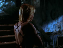 extant_XenaWarriorPrincess_6x02-TheHauntingOfAmphipolis_00170