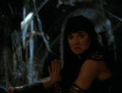 extant_XenaWarriorPrincess_6x02-TheHauntingOfAmphipolis_00206