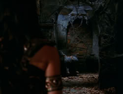extant_XenaWarriorPrincess_6x02-TheHauntingOfAmphipolis_00212