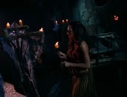 extant_XenaWarriorPrincess_6x02-TheHauntingOfAmphipolis_00234