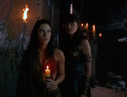 extant_XenaWarriorPrincess_6x02-TheHauntingOfAmphipolis_00458