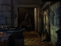 extant_XenaWarriorPrincess_6x02-TheHauntingOfAmphipolis_00547