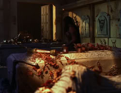 extant_XenaWarriorPrincess_6x02-TheHauntingOfAmphipolis_00581