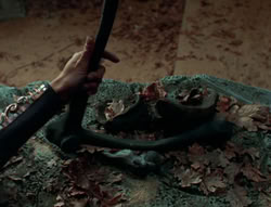 extant_XenaWarriorPrincess_6x02-TheHauntingOfAmphipolis_00608