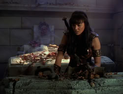 extant_XenaWarriorPrincess_6x02-TheHauntingOfAmphipolis_00637