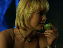 extant_XenaWarriorPrincess_6x02-TheHauntingOfAmphipolis_00706