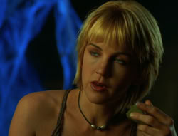 extant_XenaWarriorPrincess_6x02-TheHauntingOfAmphipolis_00719
