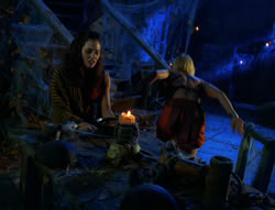 extant_XenaWarriorPrincess_6x02-TheHauntingOfAmphipolis_00725