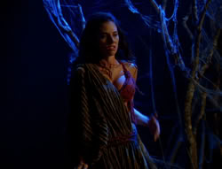extant_XenaWarriorPrincess_6x02-TheHauntingOfAmphipolis_00747