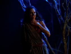 extant_XenaWarriorPrincess_6x02-TheHauntingOfAmphipolis_00750