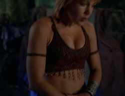 extant_XenaWarriorPrincess_6x02-TheHauntingOfAmphipolis_00755