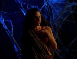 extant_XenaWarriorPrincess_6x02-TheHauntingOfAmphipolis_00769