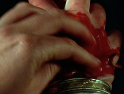 extant_XenaWarriorPrincess_6x02-TheHauntingOfAmphipolis_00817