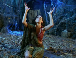 extant_XenaWarriorPrincess_6x02-TheHauntingOfAmphipolis_00843
