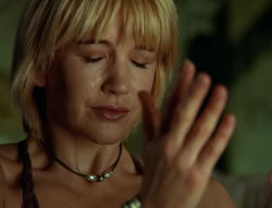 extant_XenaWarriorPrincess_6x02-TheHauntingOfAmphipolis_00851
