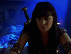 extant_XenaWarriorPrincess_6x02-TheHauntingOfAmphipolis_00890