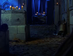 extant_XenaWarriorPrincess_6x02-TheHauntingOfAmphipolis_00903