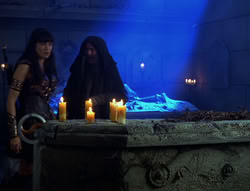 extant_XenaWarriorPrincess_6x02-TheHauntingOfAmphipolis_00978