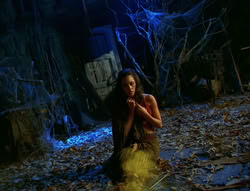extant_XenaWarriorPrincess_6x02-TheHauntingOfAmphipolis_01044