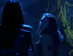 extant_XenaWarriorPrincess_6x02-TheHauntingOfAmphipolis_01187