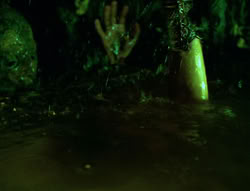 extant_XenaWarriorPrincess_6x02-TheHauntingOfAmphipolis_01221