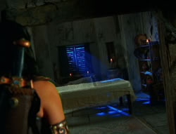 extant_XenaWarriorPrincess_6x02-TheHauntingOfAmphipolis_01387