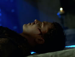 extant_XenaWarriorPrincess_6x02-TheHauntingOfAmphipolis_01401