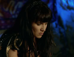 extant_XenaWarriorPrincess_6x02-TheHauntingOfAmphipolis_01403