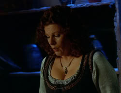 extant_XenaWarriorPrincess_6x02-TheHauntingOfAmphipolis_01418