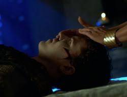 extant_XenaWarriorPrincess_6x02-TheHauntingOfAmphipolis_01422