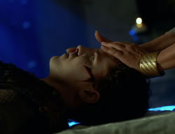 extant_XenaWarriorPrincess_6x02-TheHauntingOfAmphipolis_01424