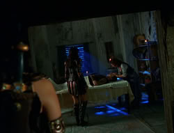 extant_XenaWarriorPrincess_6x02-TheHauntingOfAmphipolis_01427