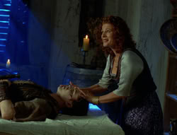 extant_XenaWarriorPrincess_6x02-TheHauntingOfAmphipolis_01436