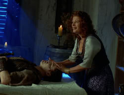 extant_XenaWarriorPrincess_6x02-TheHauntingOfAmphipolis_01437