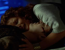 extant_XenaWarriorPrincess_6x02-TheHauntingOfAmphipolis_01487
