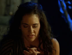 extant_XenaWarriorPrincess_6x02-TheHauntingOfAmphipolis_01593