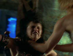extant_XenaWarriorPrincess_6x02-TheHauntingOfAmphipolis_01686