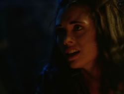 extant_XenaWarriorPrincess_6x02-TheHauntingOfAmphipolis_01726