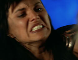 extant_XenaWarriorPrincess_6x02-TheHauntingOfAmphipolis_01883