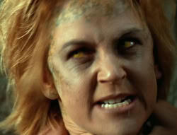 extant_XenaWarriorPrincess_6x02-TheHauntingOfAmphipolis_01950