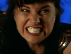 extant_XenaWarriorPrincess_6x02-TheHauntingOfAmphipolis_01978
