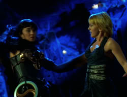 extant_XenaWarriorPrincess_6x02-TheHauntingOfAmphipolis_02114